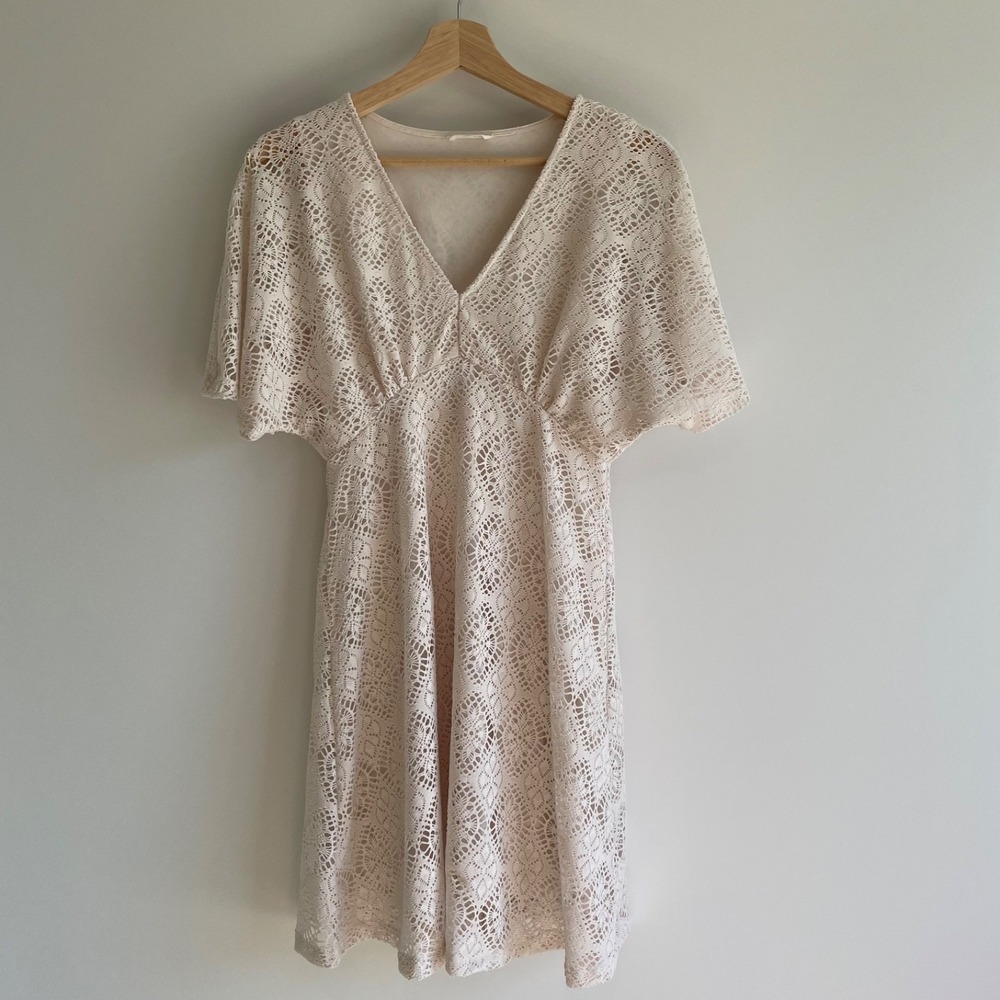 Cache Cache Cream Floral Lace V-Neck Empire Waist‎ Flutter Sleeve Dress Size XS